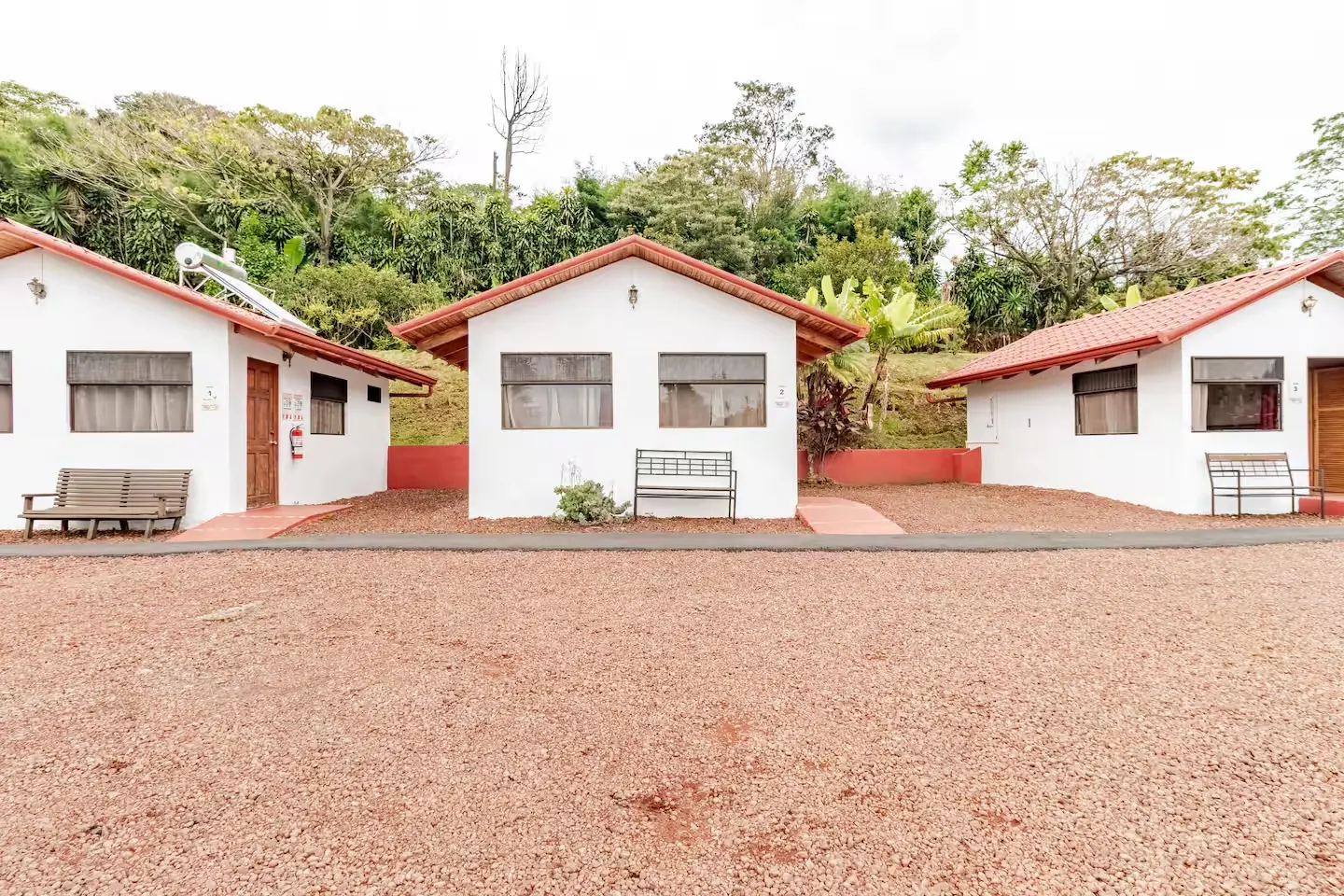Colibri Cottage terrace at Mango Valley